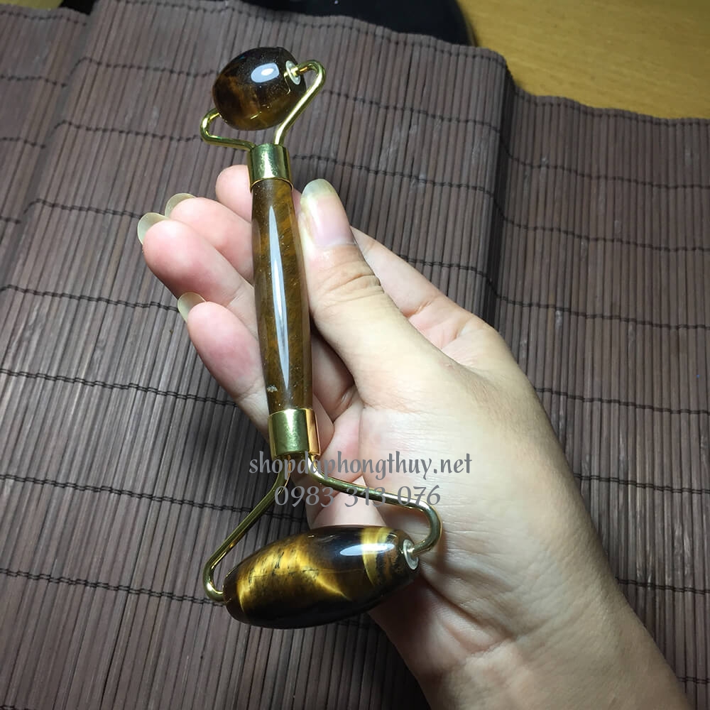 Đặc điểm c&acirc;y lăn massage mặt đ&aacute; mắt hổ