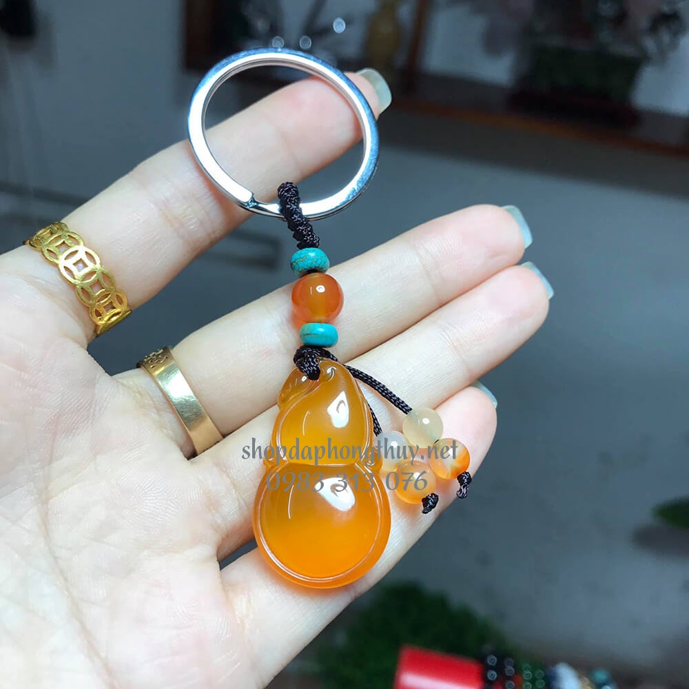 M&oacute;c kh&oacute;a hồ l&ocirc; đ&aacute; m&atilde; n&atilde;o