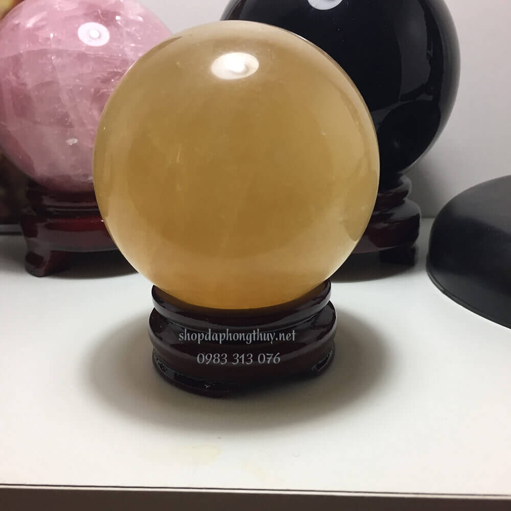 cầu đá canxit vàng