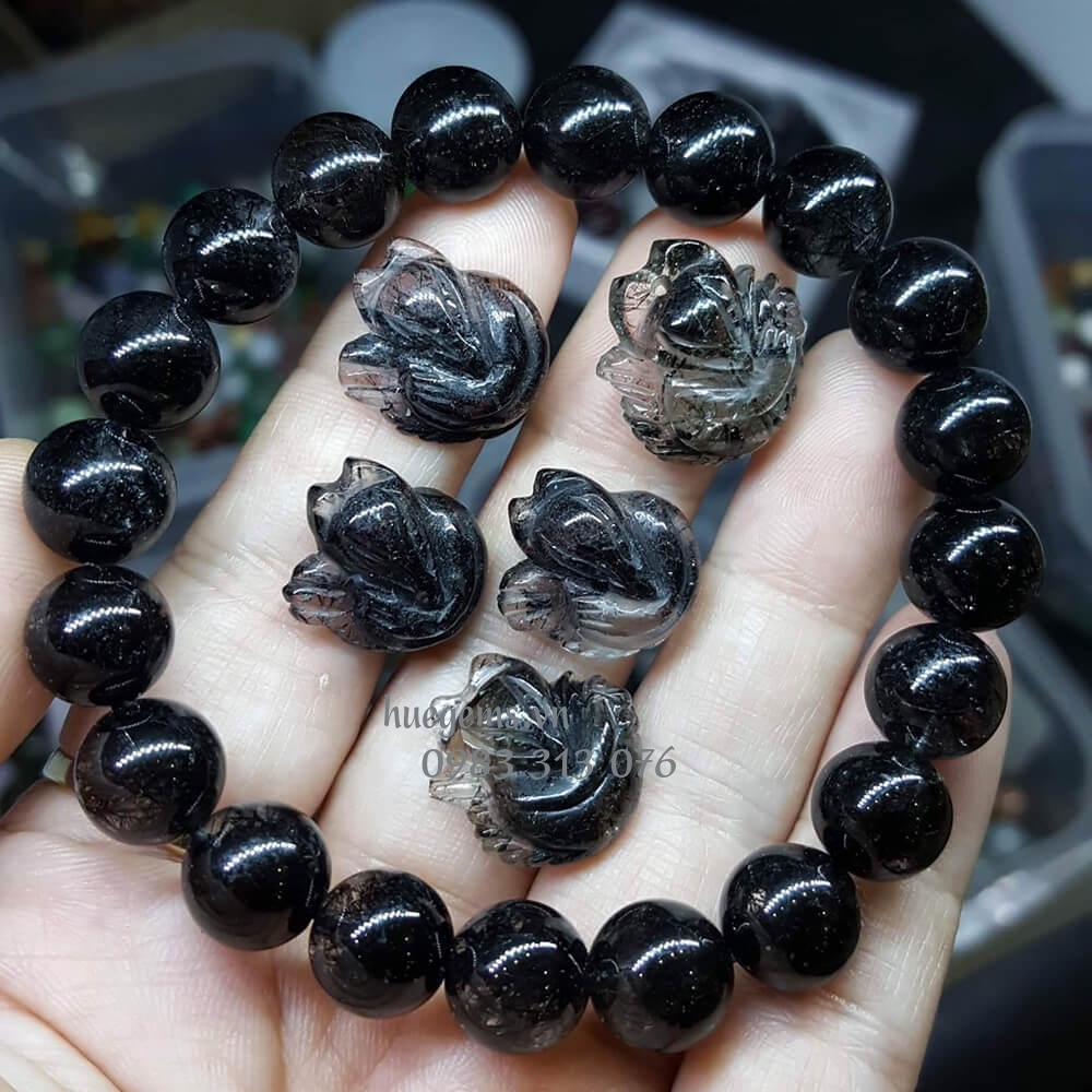 M&agrave;u tương sinh nữ 1980