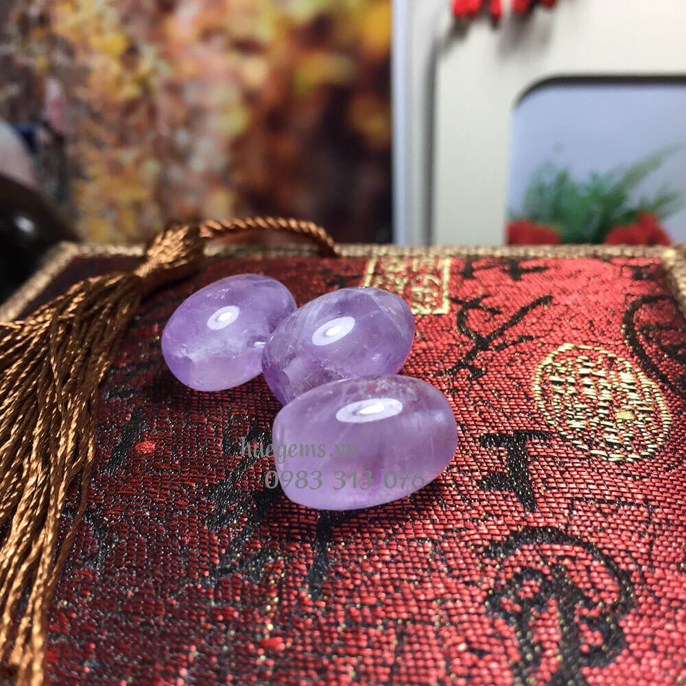 M&agrave;u tương sinh nữ 1975