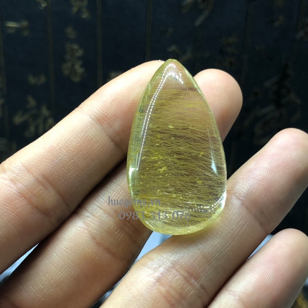 M&agrave;u chế khắc nam 2005