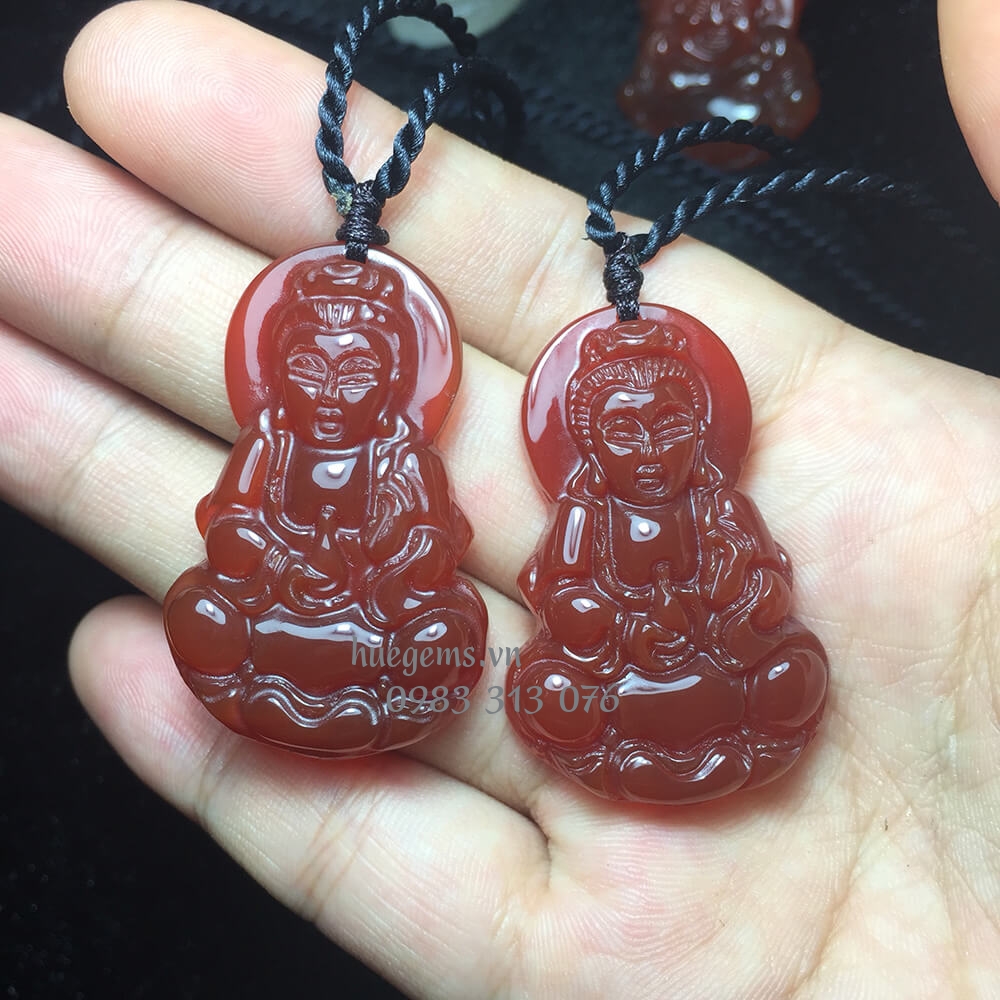 M&agrave;u tương hợp nữ 1976