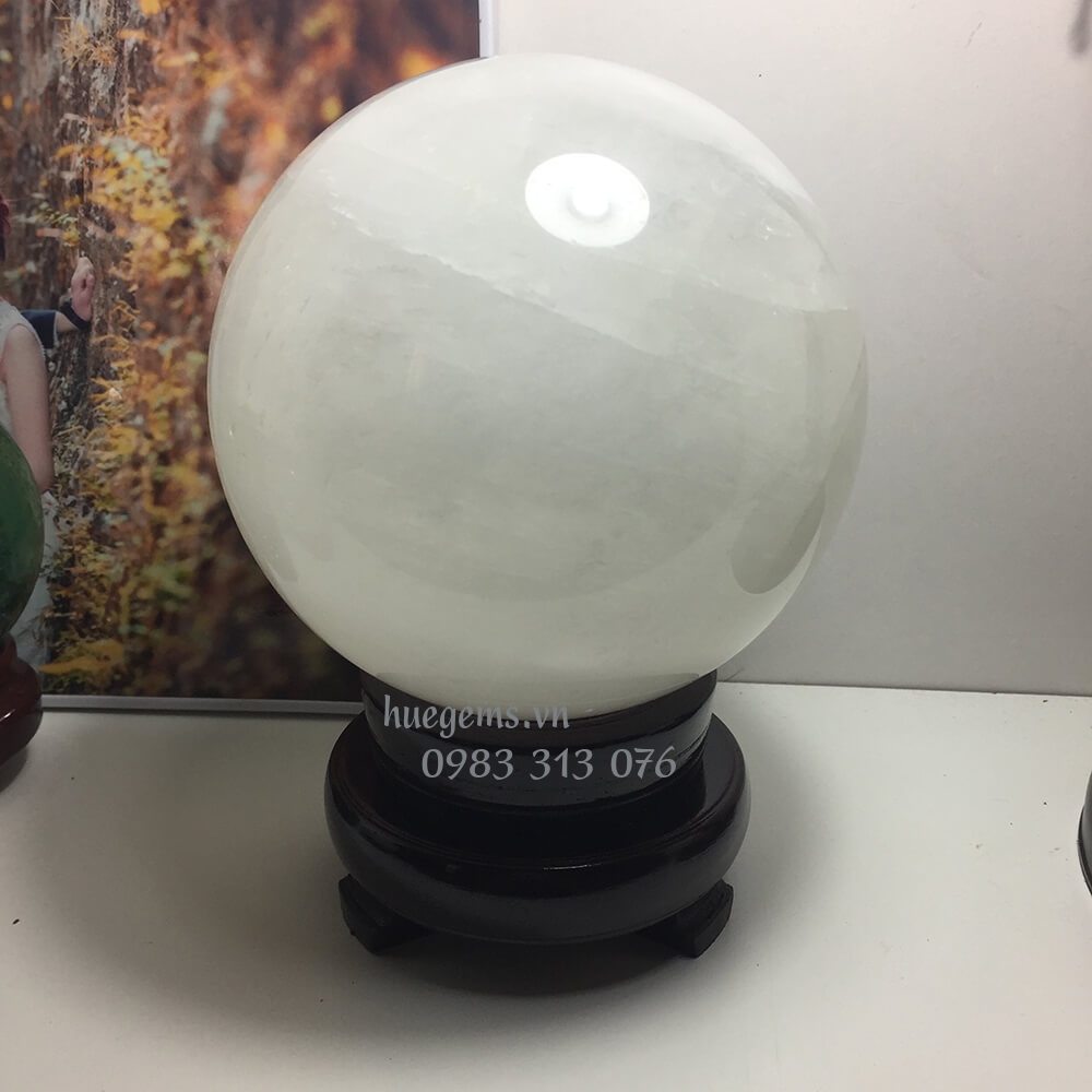 M&agrave;u tương hợp nam 1976