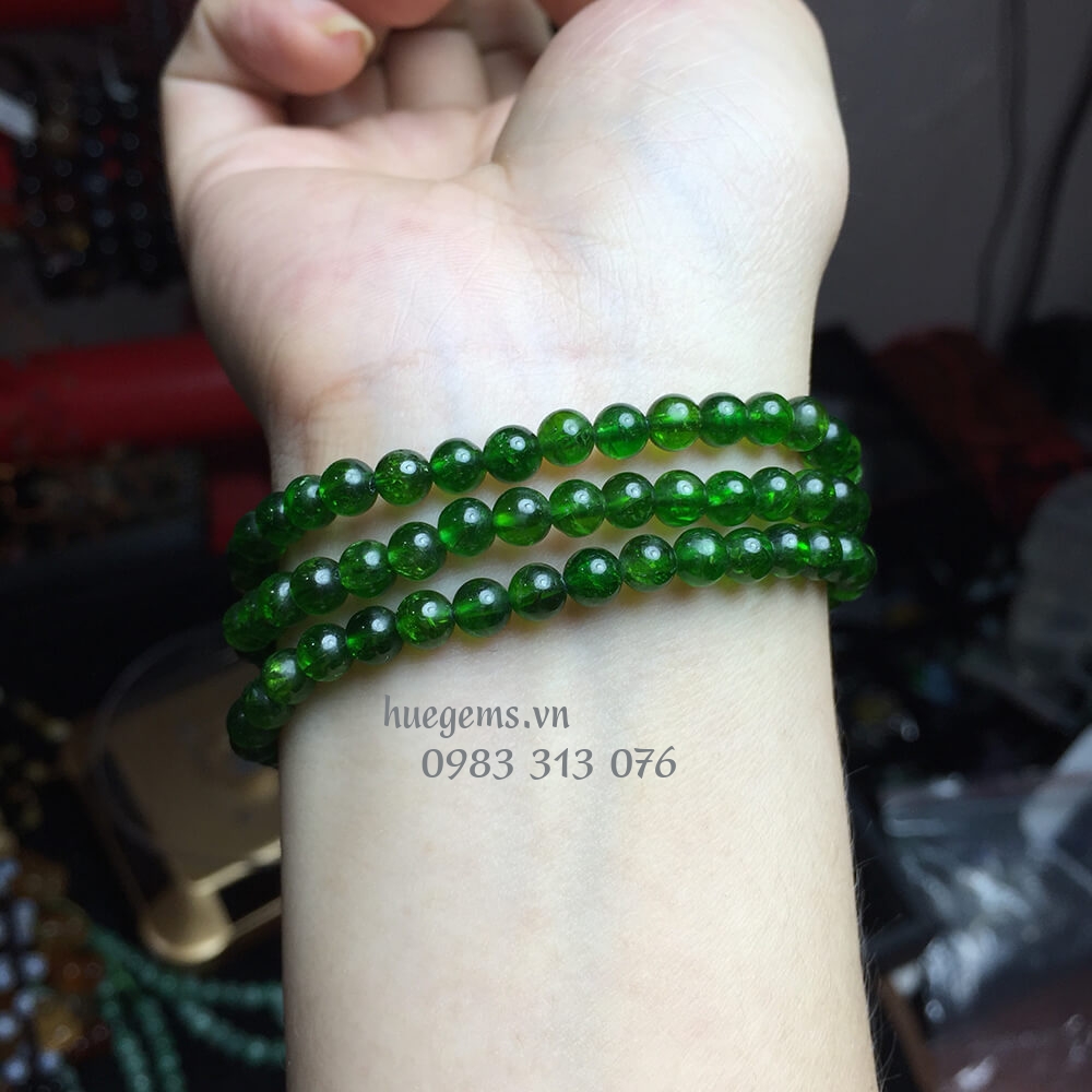 M&agrave;u tương hợp nữ 1989