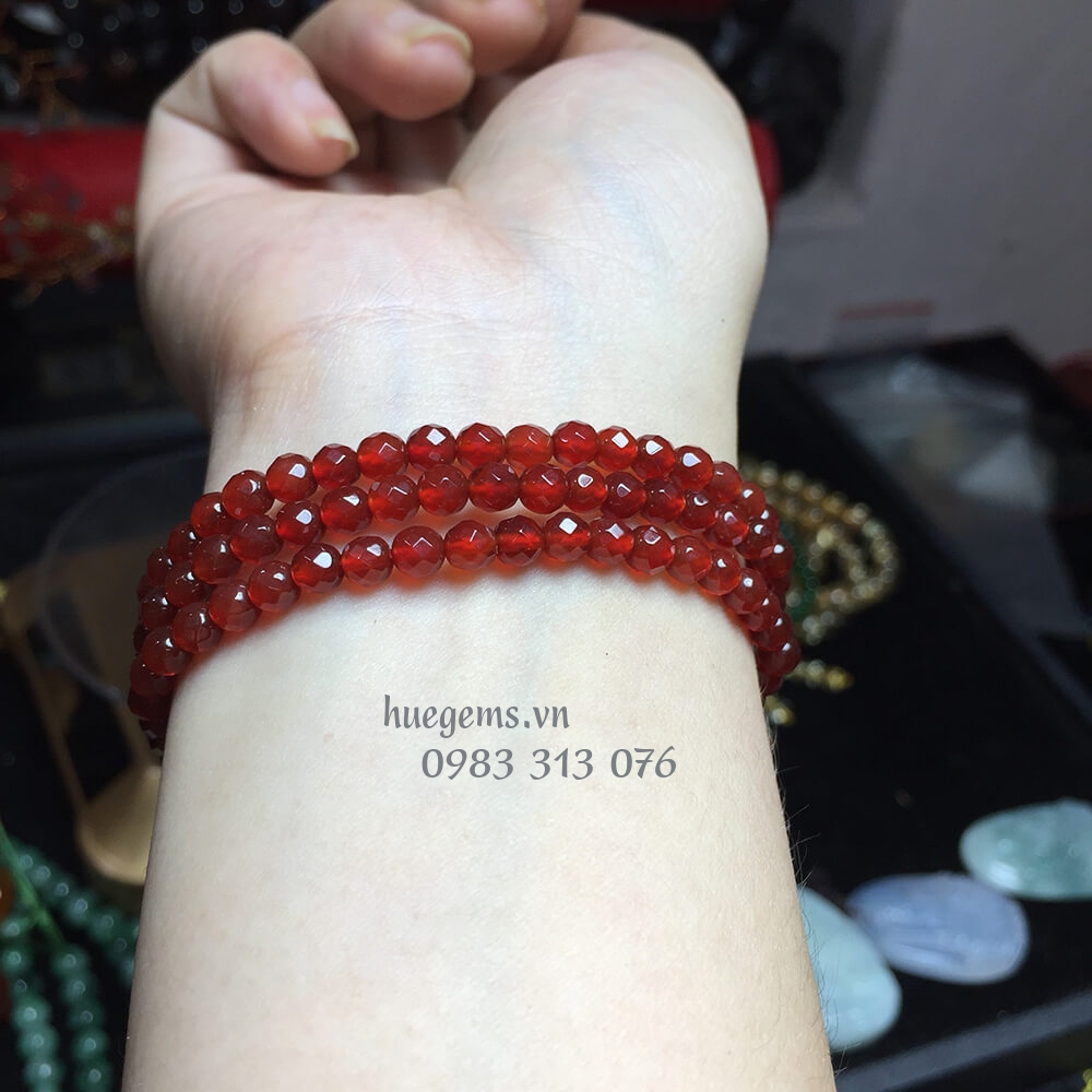 M&agrave;u tương sinh nữ 1981