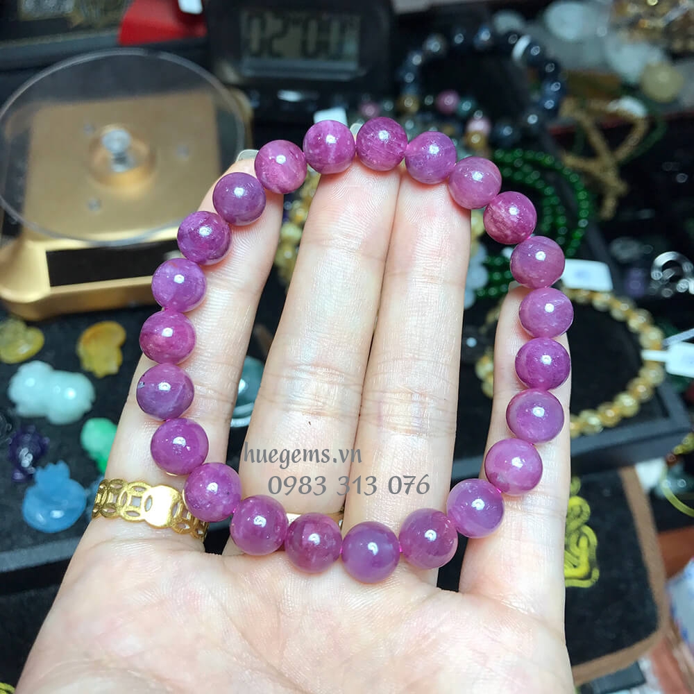 M&agrave;u tương hợp nữ 1976