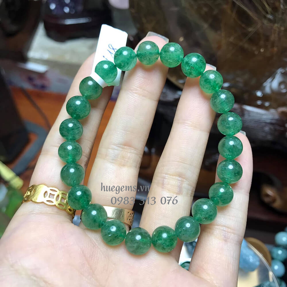 M&agrave;u chế khắc nữ 2009