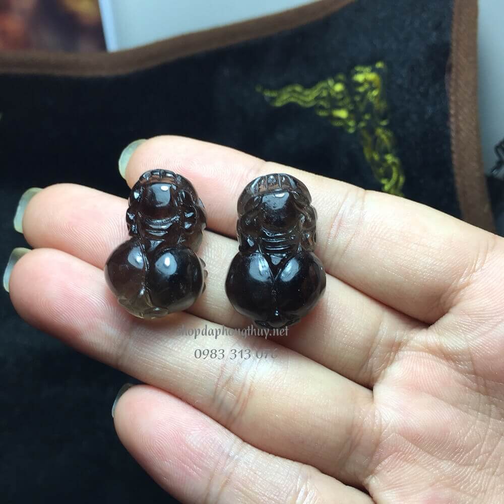 tỳ hưu đ&aacute; thạch anh &aacute;m kh&oacute;i đen