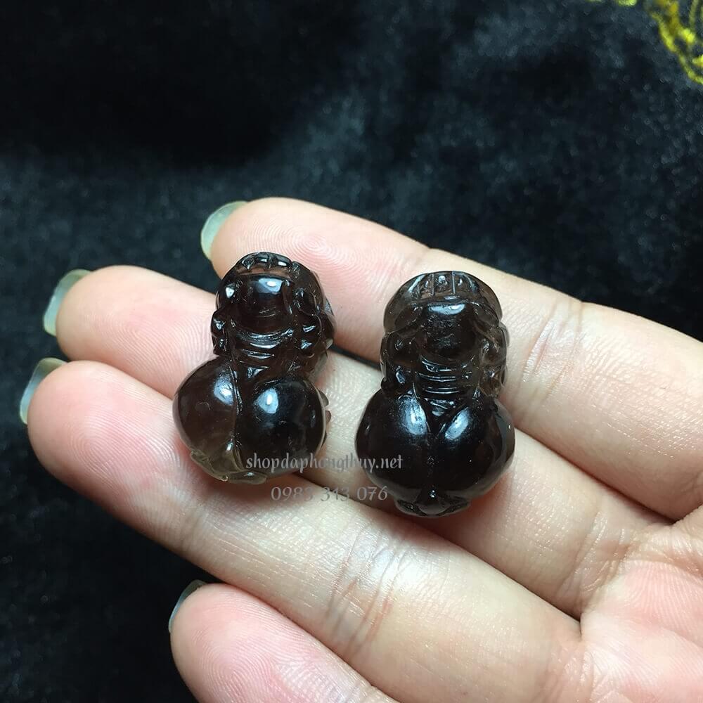 tỳ hưu đ&aacute; thạch anh &aacute;m kh&oacute;i đen