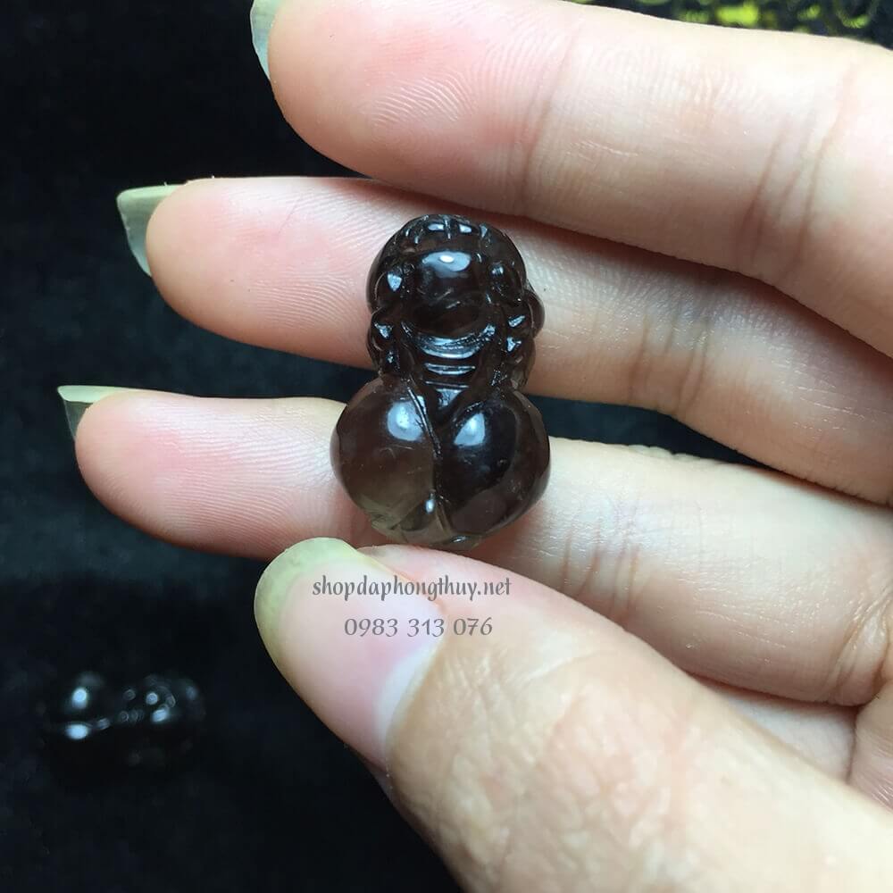 tỳ hưu đ&aacute; thạch anh &aacute;m kh&oacute;i đen