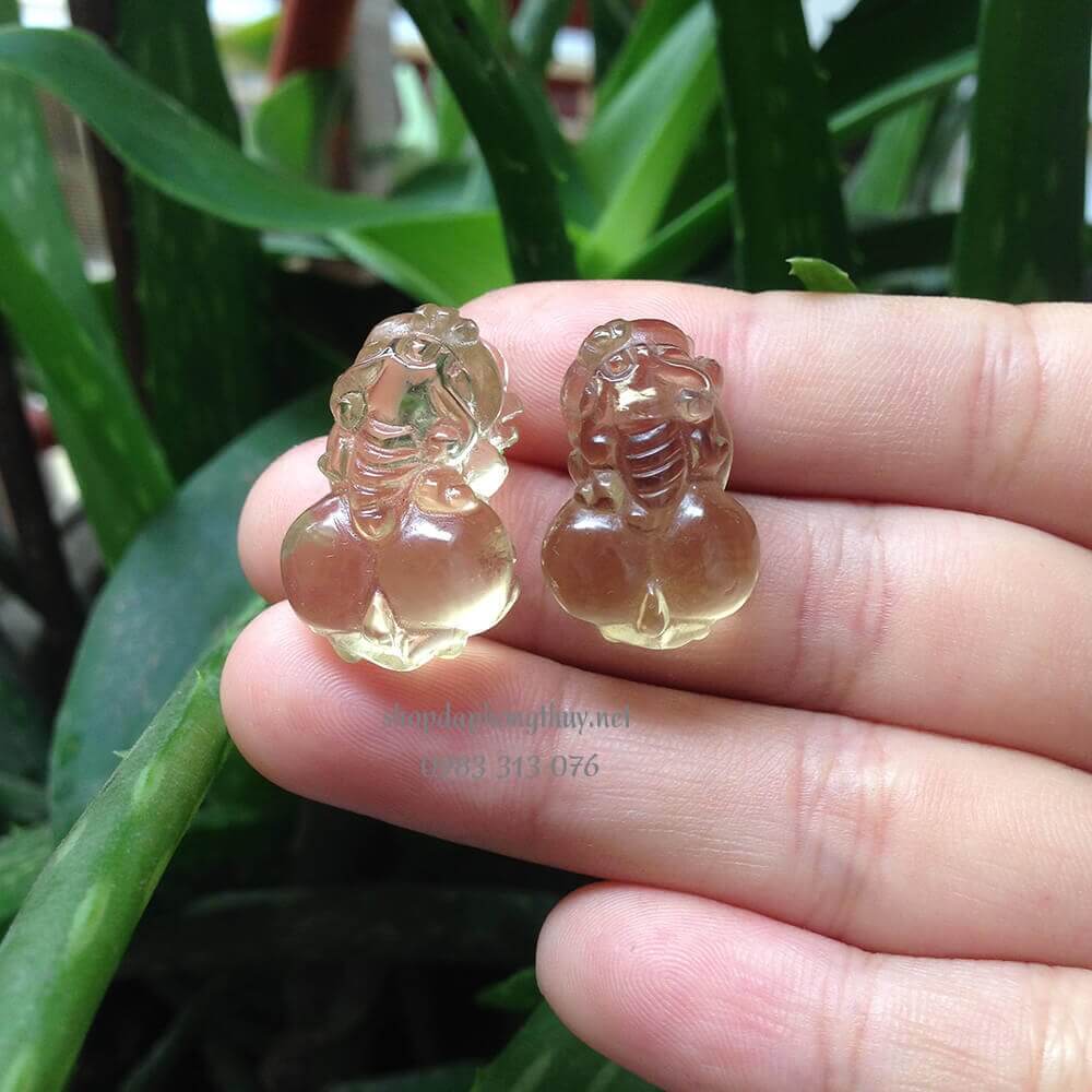 tỳ hưu thạch anh v&agrave;ng