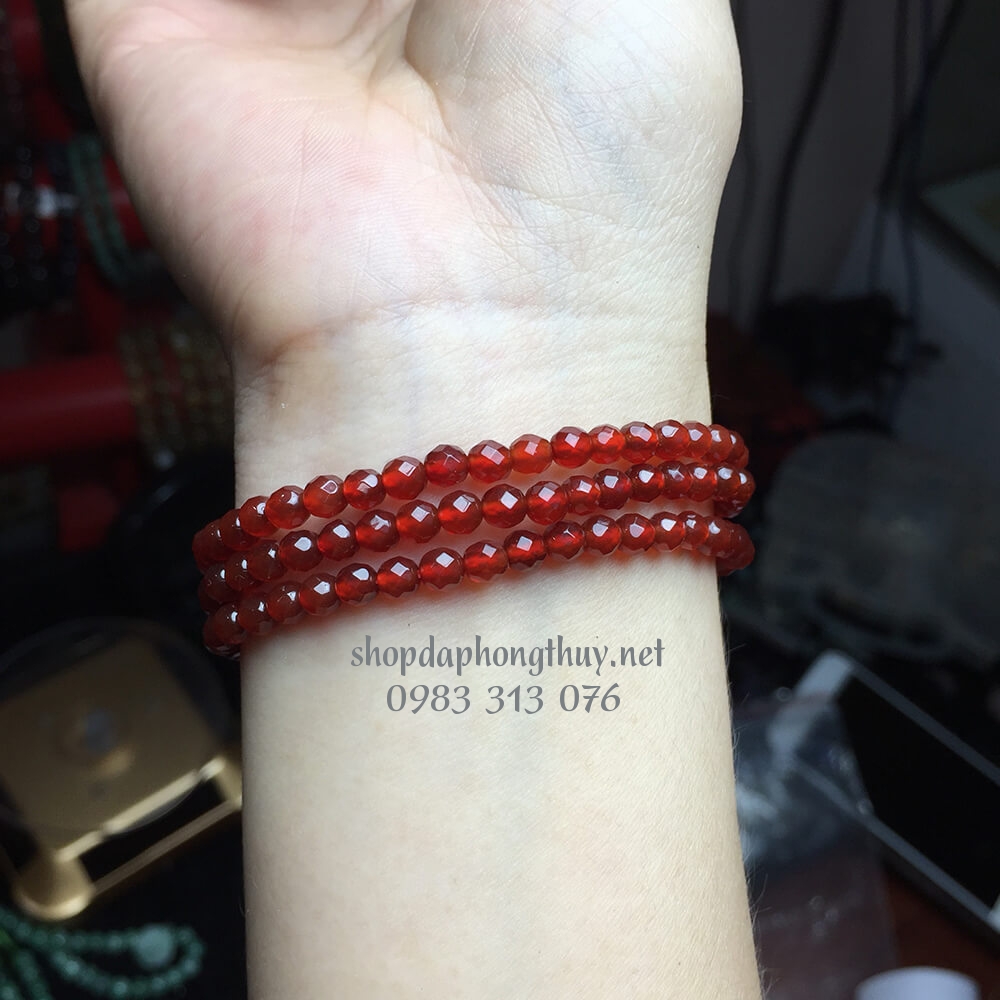 V&ograve;ng đ&aacute; m&atilde; n&atilde;o đỏ cắt gi&aacute;c