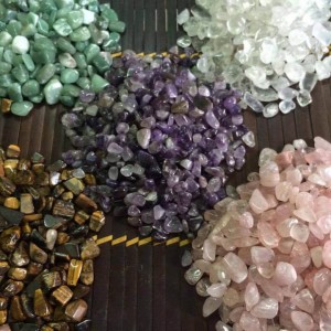 Trấn trạch nhà bằng đá thạch anh