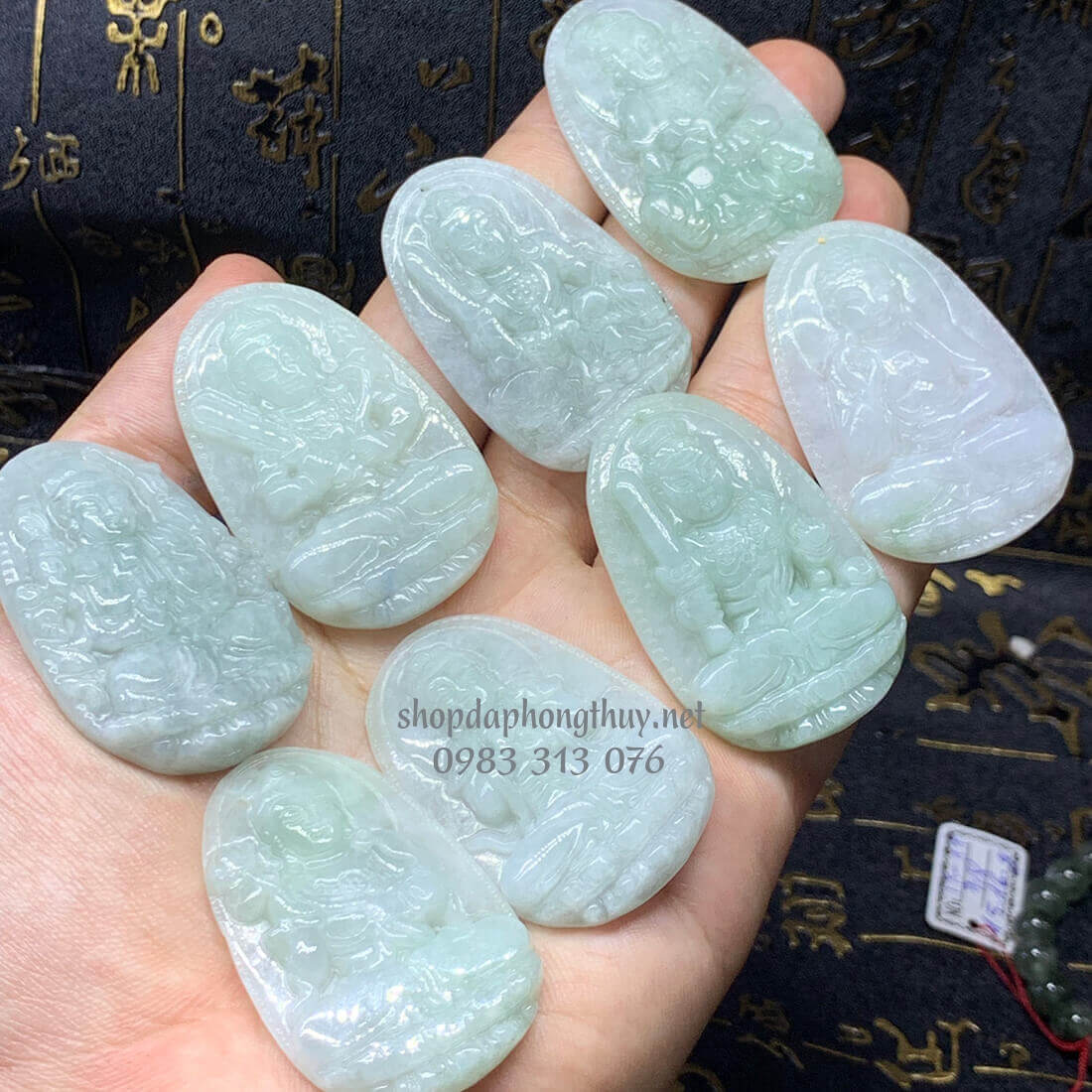 Phật bản mệnh thiên thủ thiên nhãn ngọc jadeit