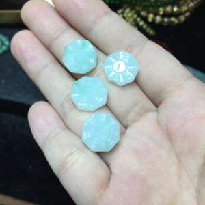 Bát quái ngọc cẩm thạch