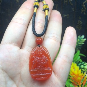 Phật bản mệnh đại thế chí bồ tát mã não đỏ