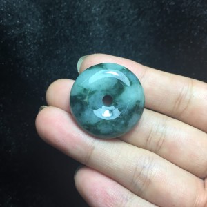 Đồng điếu ngọc phỉ thúy