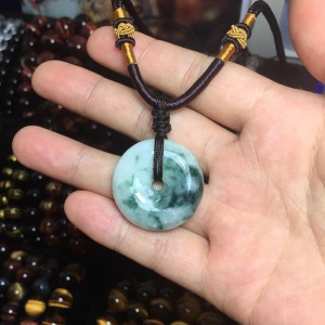 Đồng điếu ngọc phỉ thúy