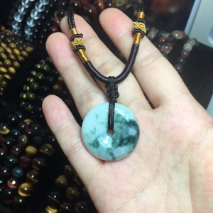 Đồng điếu ngọc phỉ thúy