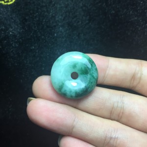 Đồng điếu ngọc phỉ thúy