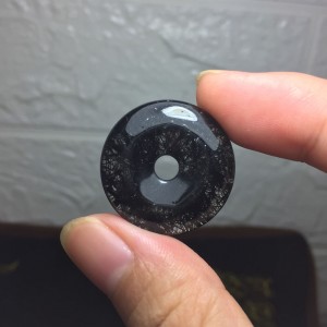 Đồng điếu thạch anh tóc đen