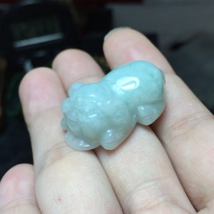 Heo đá ngọc cẩm thạch