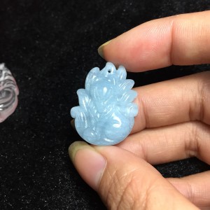 Hồ ly chúa aquamarine