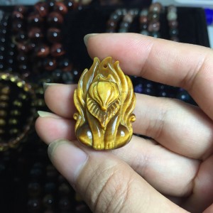 Hồ ly chúa đá mắt hổ