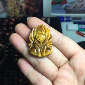 Hồ ly chúa đá mắt hổ