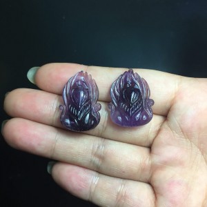 Hồ ly chúa thạch anh tím