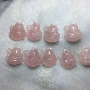 Hồ ly đá thạch anh hồng