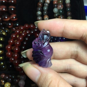 Hồ ly đá thạch anh tím đuôi dài