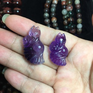 Hồ ly đá thạch anh tím đuôi dài