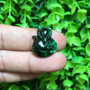 Hồ ly ngọc Jadeit