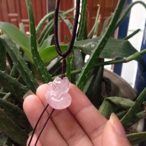 Hồ ly đá thạch anh hồng