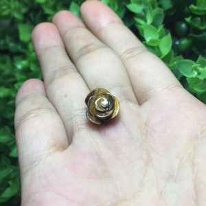 Hoa mẫu đơn đá mắt hổ