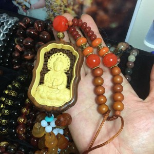 Khánh treo xe ô tô hồ lô - mẹ quan âm đá mã não