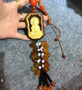 Khánh treo xe ô tô hồ lô - mẹ quan âm đá mã não