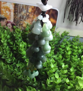 Khánh treo xe ô tô hồ lô ngọc cẩm thạch