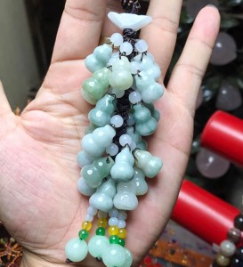 Khánh treo xe ô tô hồ lô ngọc cẩm thạch