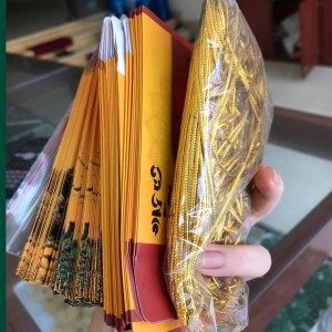 Lá bồ đề in hình phật dát vàng 10k bình an - may mắn