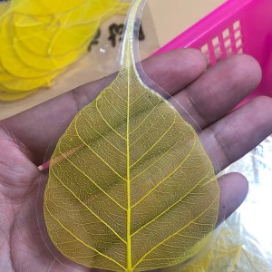 Lá bồ đề bình an - may mắn màu vàng