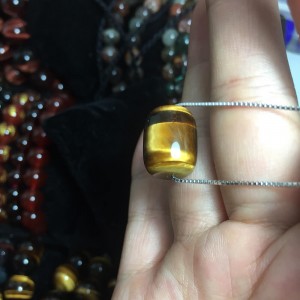 Lu thống đá mắt hổ nâu vàng