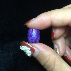 Lu thống đá mắt rồng Charoite