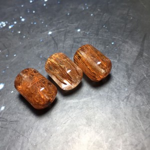 Lu thống đá thạch anh tóc đỏ