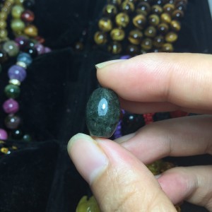 Lu thống thạch anh tóc xanh