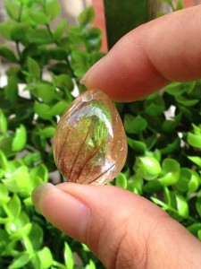 Mặt đá thạch anh tóc vàng