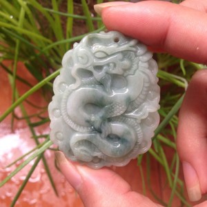 Mặt rồng ngọc phỉ thúy - Jadeit