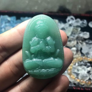 Phật bản mệnh như lai đại nhật thạch anh xanh